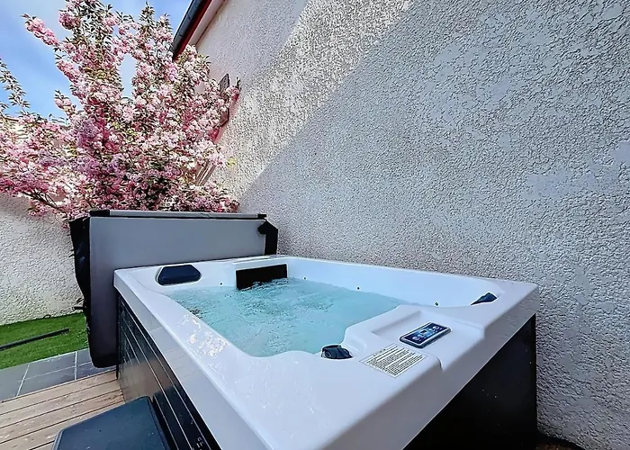 Feriehus Parenthese Romantique Avec Jacuzzi *
